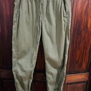 Gap Woman's Olive Green‎ Jogger Pants medium elastic pull on